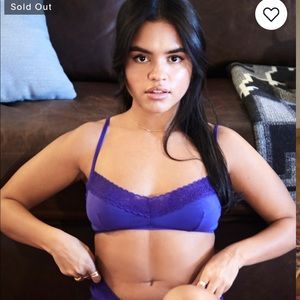 (Sold out online) Savage Fenty bright blue bralette! “Taboo blue” cotton